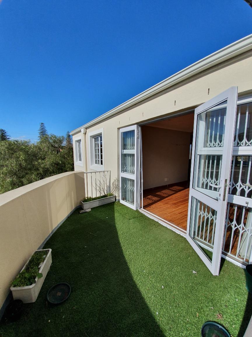 To Let 2 Bedroom Property for Rent in Rondebosch Village Western Cape